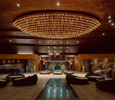Grand Lobby 